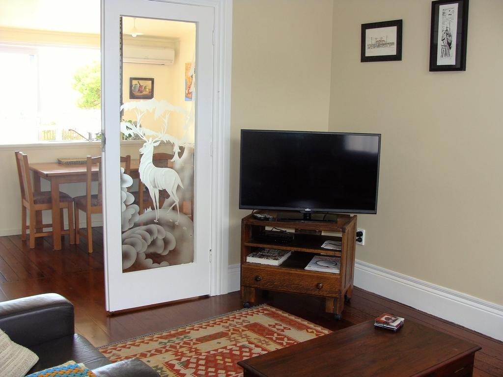 Oamaru Pink Cottage Екстериор снимка