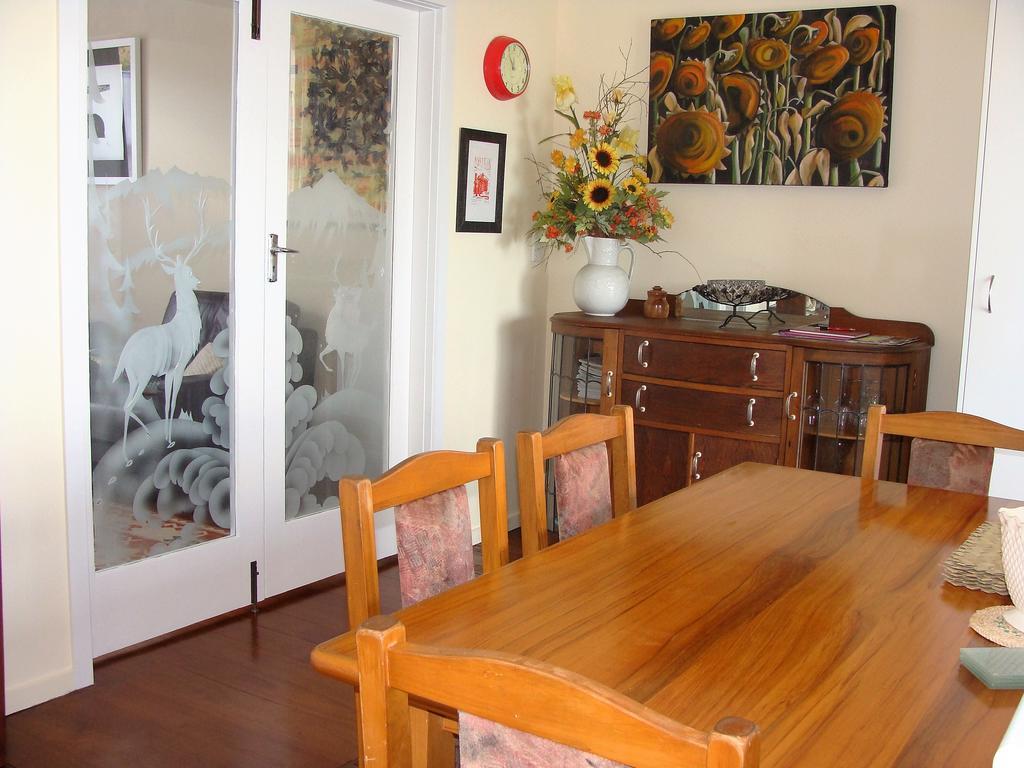 Oamaru Pink Cottage Екстериор снимка